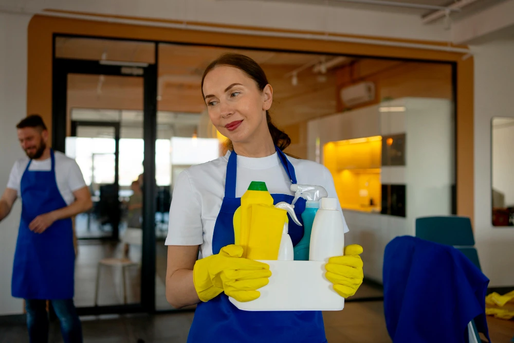 Commercial janitorial services in Calgary - Services Pro janitor maintaining a Calgary facility floor